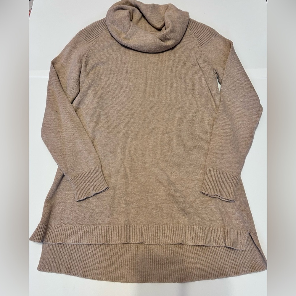 Leo & Nicole Cowl Neck Pullover Beige Sweater Size Small